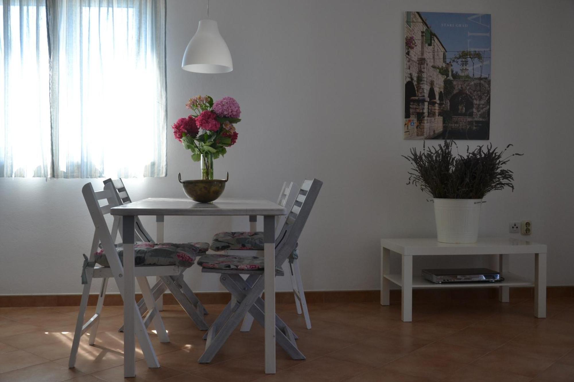 Apartments Roza Medulin Bagian luar foto